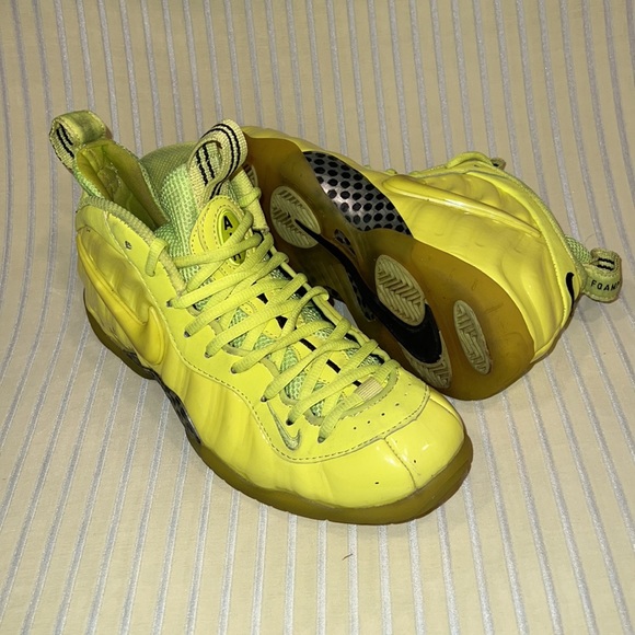 Nike Other - 2014 Nike Air Foamposite Pro Volt Size 7 624041-700